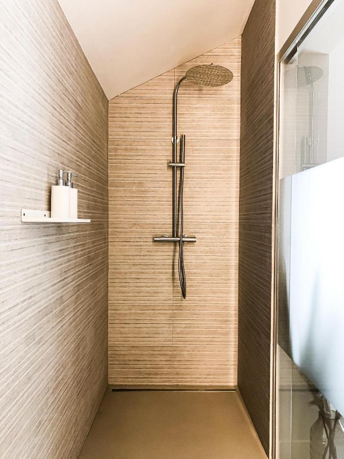 The Oak Hotell Wavre Exteriör bild